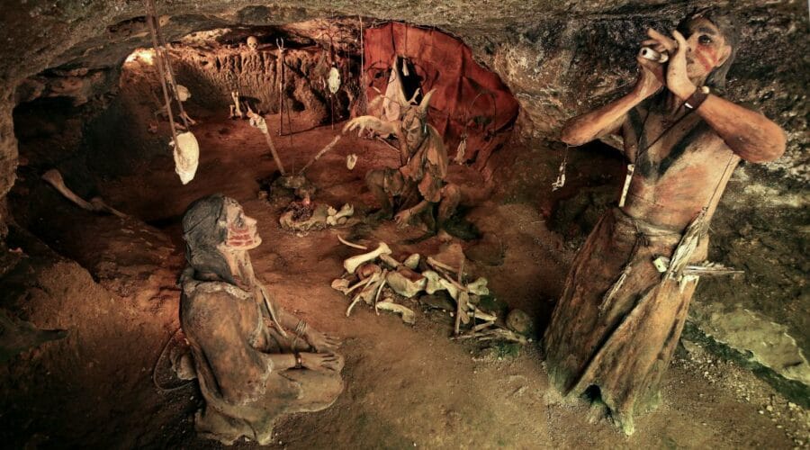 Les Grottes du Roc de Cazelle