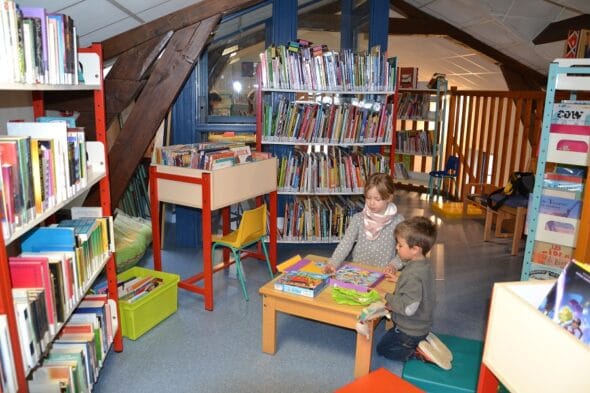 Bibliothèque de Jumilhac le Grand