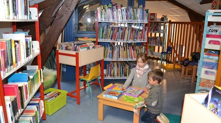 Bibliothèque de Jumilhac le Grand