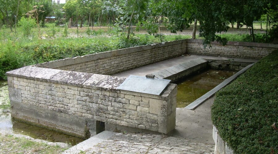 Lavoir-abreuvoir de Richebert