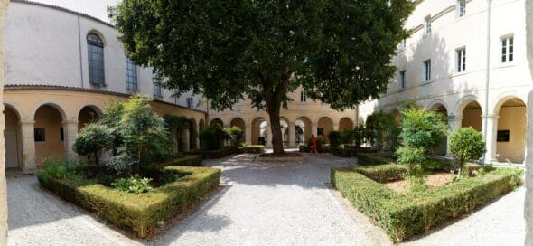 Cloître des Dames Blanches