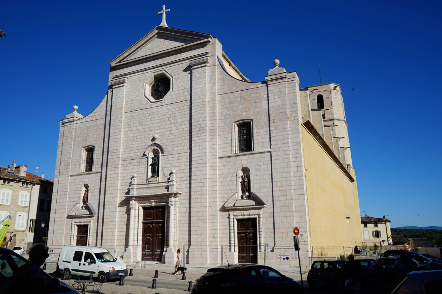 Collégiale Saint Martin