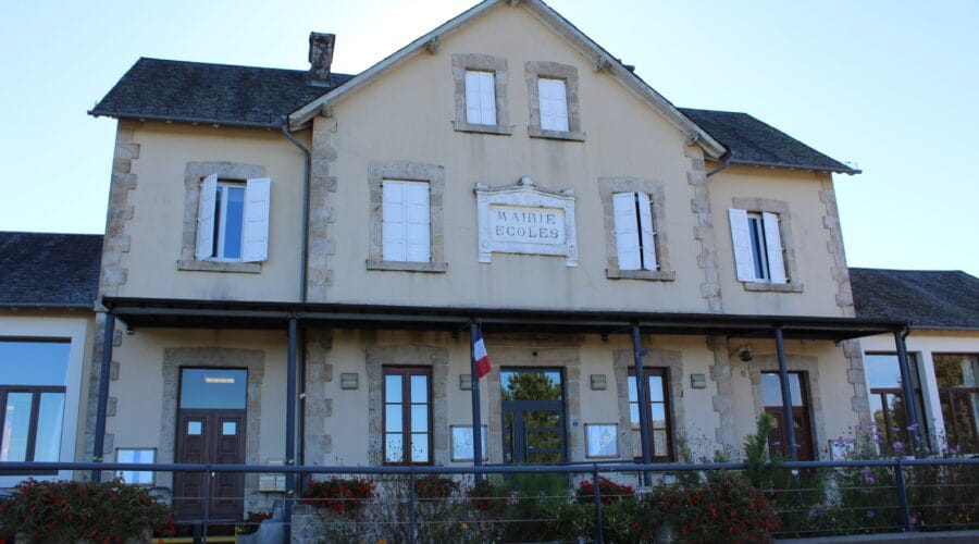 Ladignac-sur-Rondelles