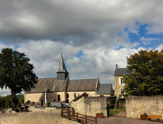 Eglise St Laurent (XIIe siècle)