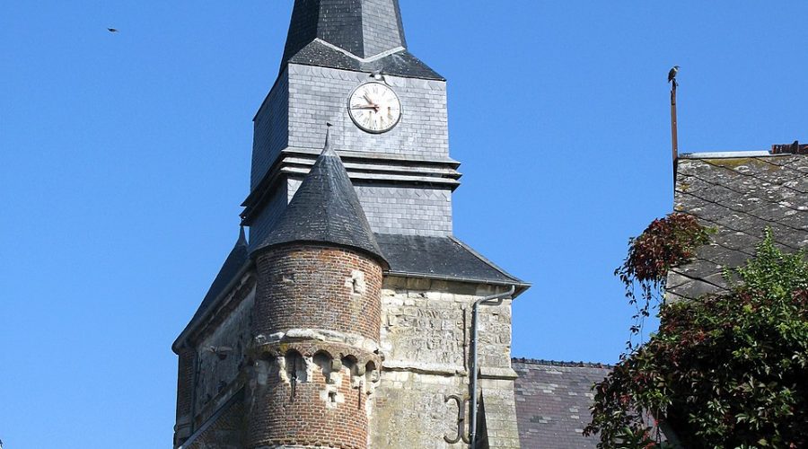 église fortifiée Macquigny