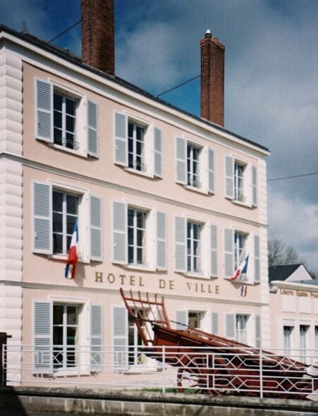 Pussay - Mairie