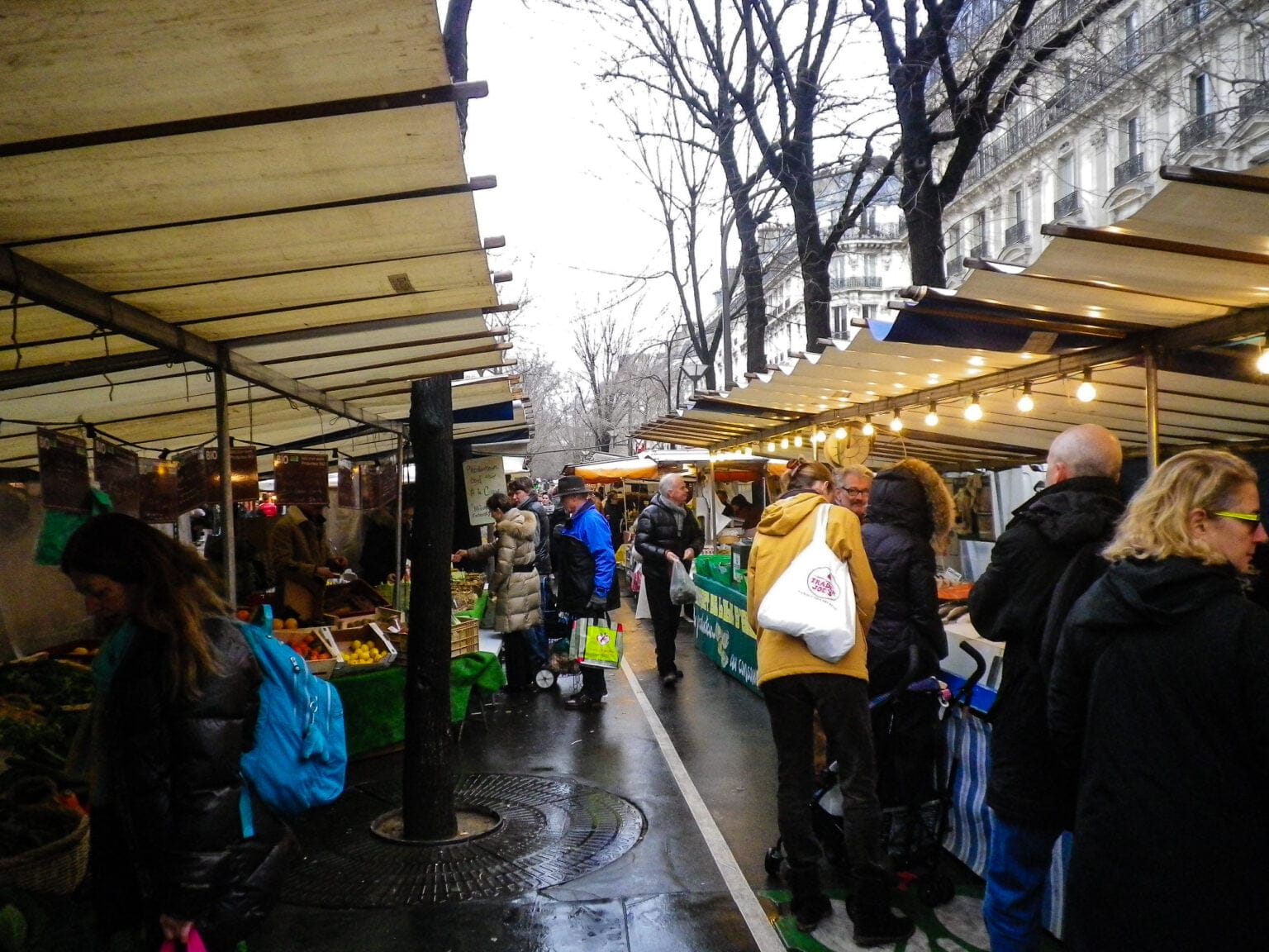 Marché biologique des Batignolles