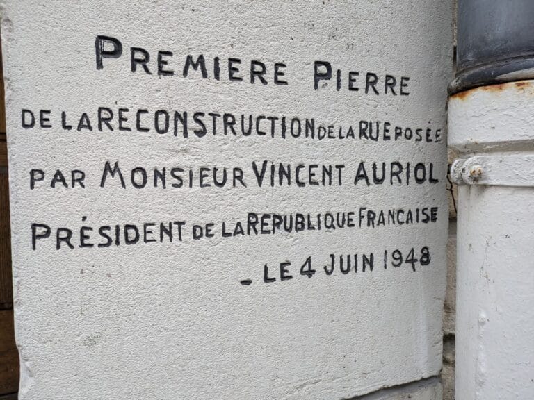 Première pierre de la Reconstruction de Lisieux