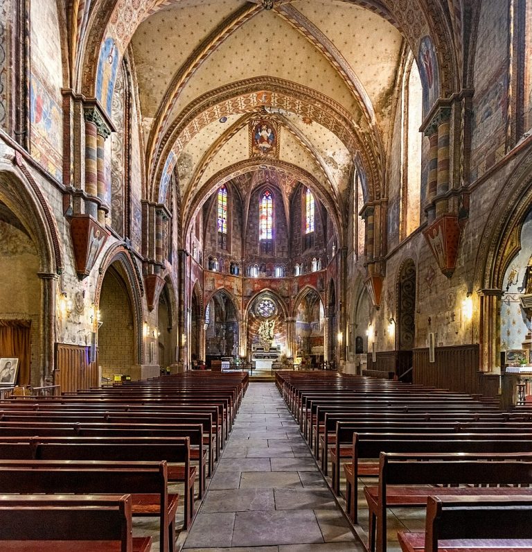 Rabastens-eglise-Notre-Dame-du-Bourg-Interieur