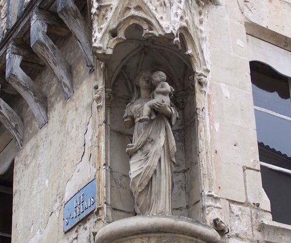 Maison de la Vierge à Niort (rue Saint-Gelais)