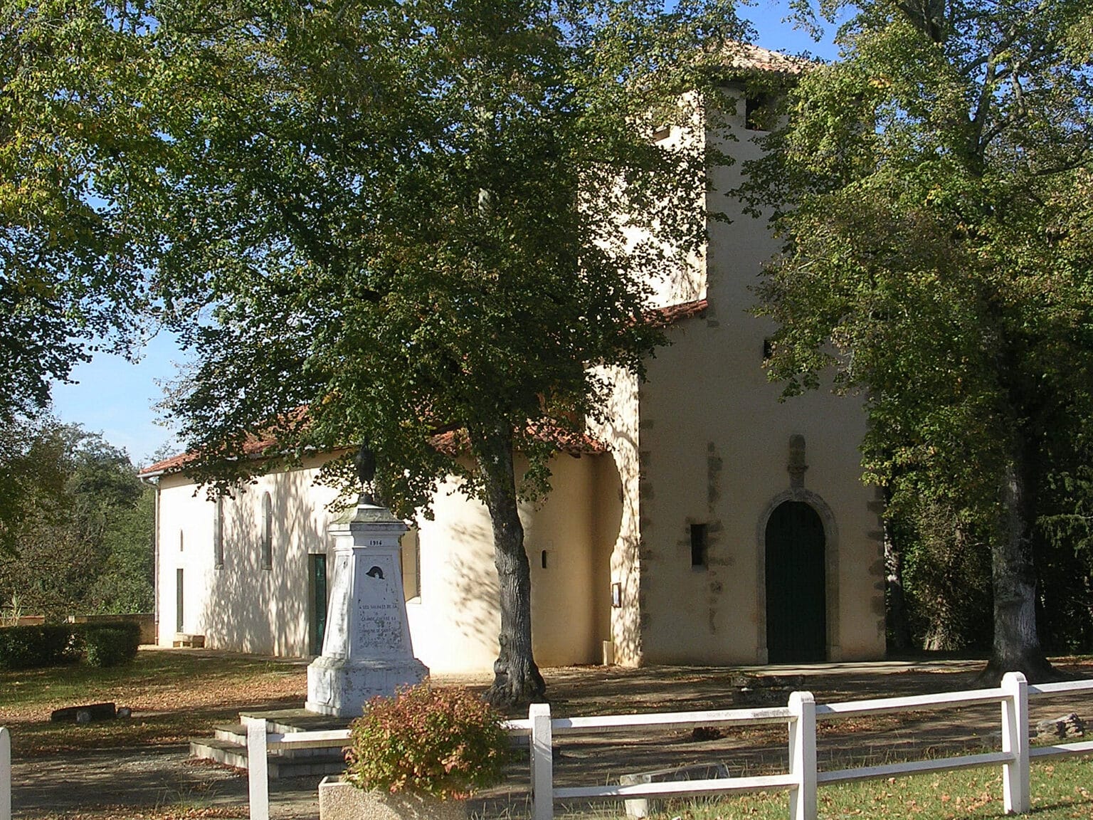 Eglise de Saint-Avit