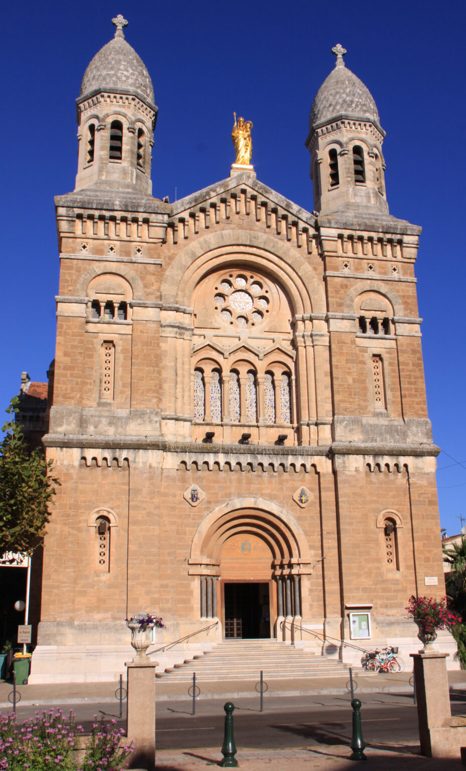 Basilique Notre Dame de la Victoire