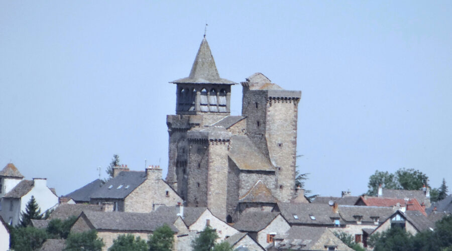 Eglise Fortifiée de Sainte Radegonde
