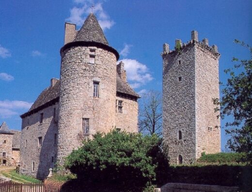 Tour du château de Sénergues