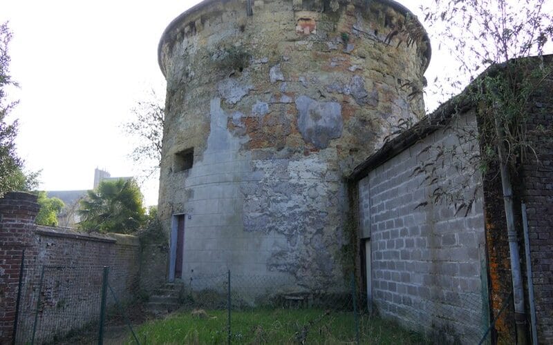 Tour Lambert - Tour des anciens remparts de Lisieux