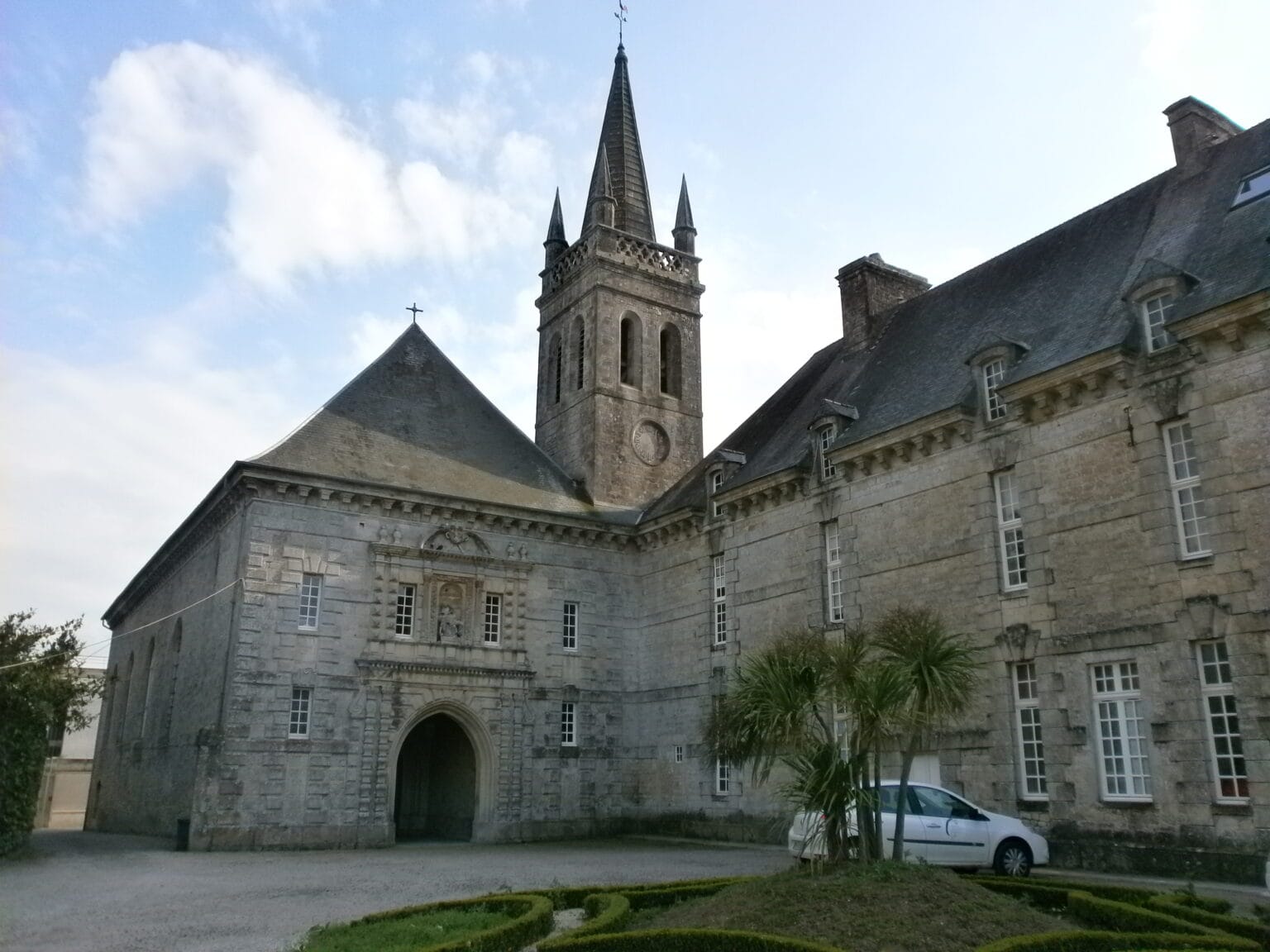 Ancienne Abbaye bénédictine royale