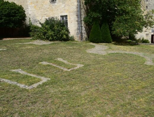 Vestige de l'église Saint-Saturnin