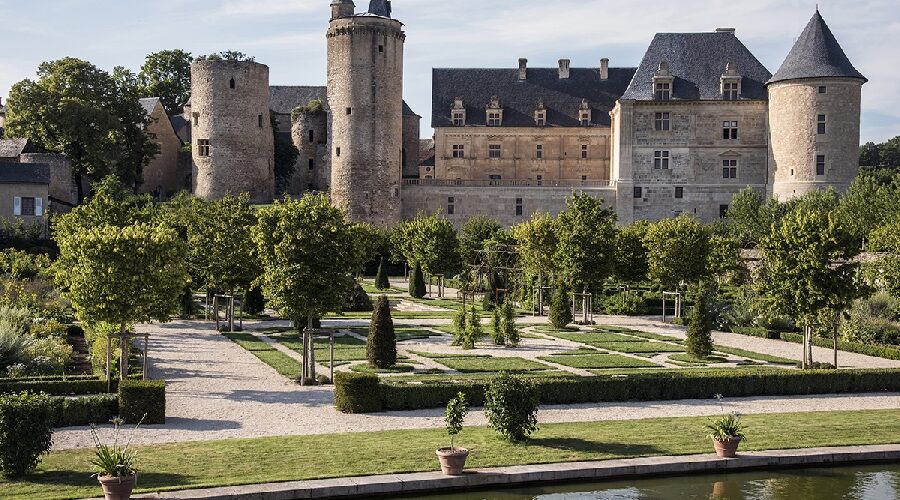 CHATEAU ET JARDIN DE BOURNAZEL