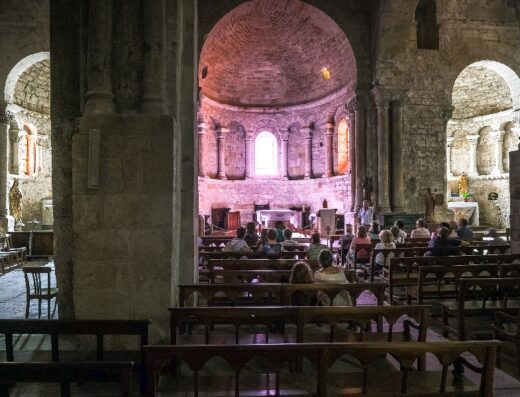 Eglise-abbatiale St Pierre de Nant