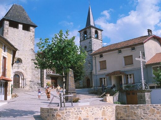 Saint Santin : Le Village double