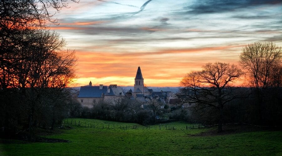 VILLAGE DE BOURNAZEL