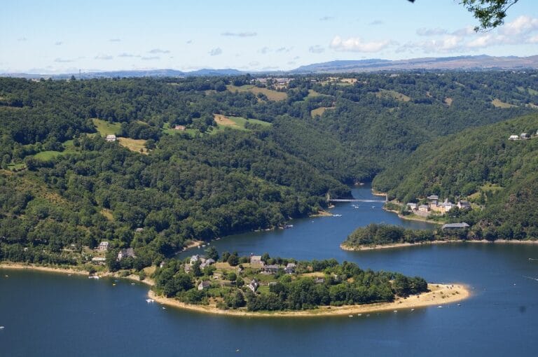 Site naturel de la Presqu&rsquo;île de Laussac
