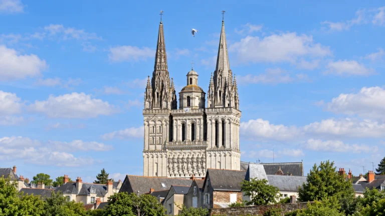 CATHÉDRALE SAINT-MAURICE