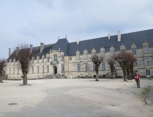 Abbaye Royale - Tours de l'Abbatiale