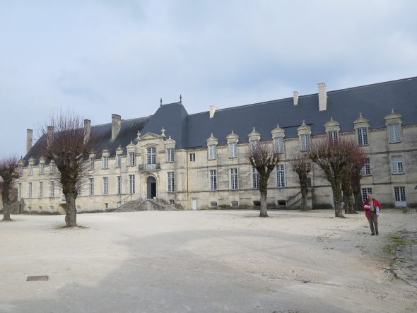 Abbaye Royale - Tours de l'Abbatiale