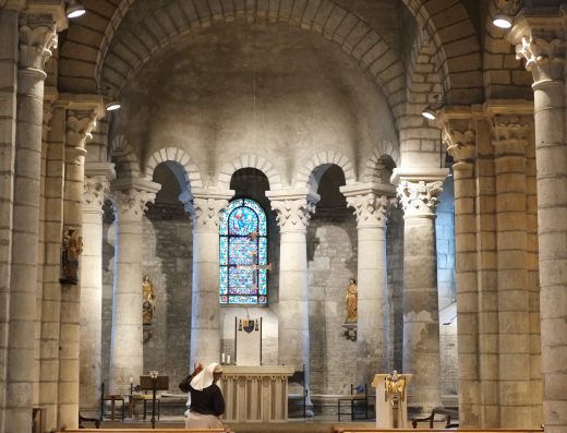 Eglise de St Pierre de Champagne