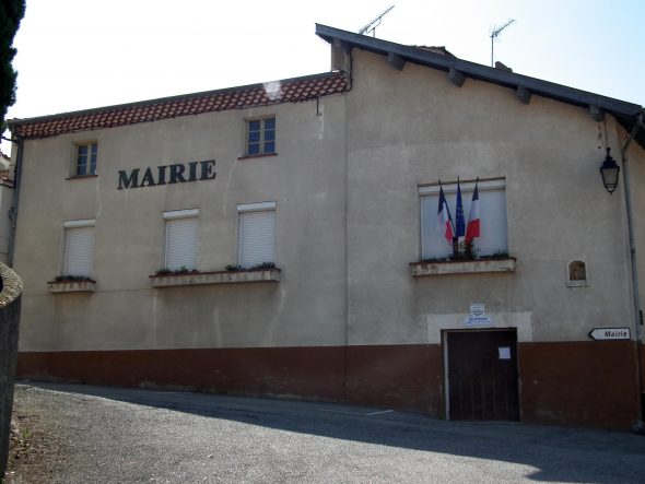 Village d'Arras sur Rhône