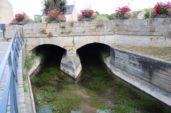 Le pont de Reviers