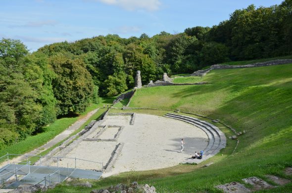 Théâtre et sanctuaire gallo-romains des bouchauds