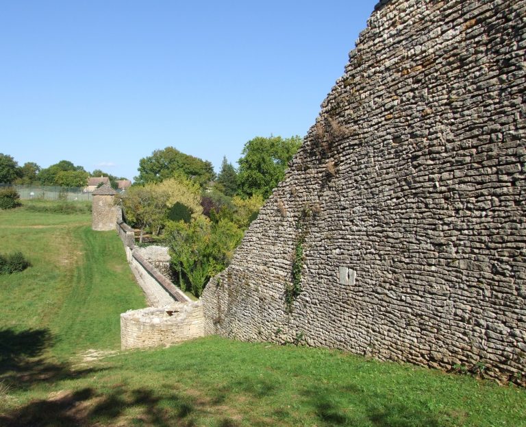 Village de Salives