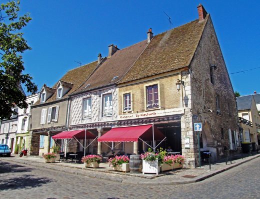 Maisons aux Piliers