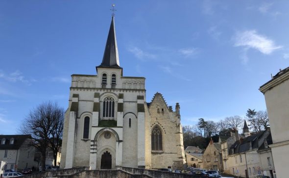 Extérieur notre Dame Nantilly