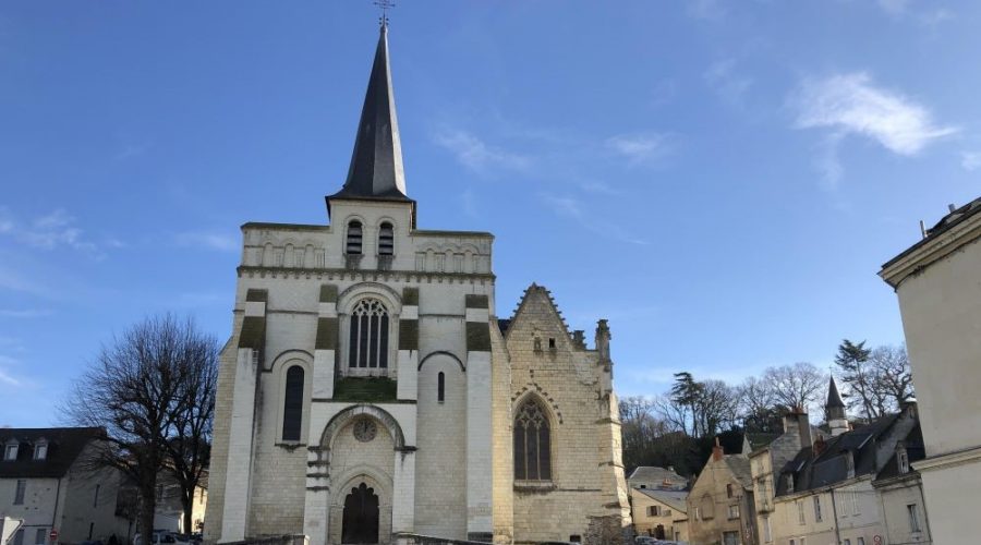 Extérieur notre Dame Nantilly