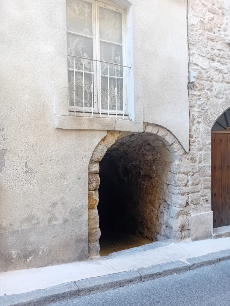 passage Joyeuse
