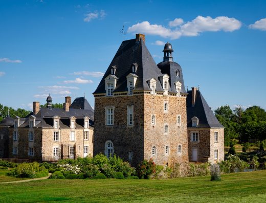 Château des Arcis Sous la protection du donjon