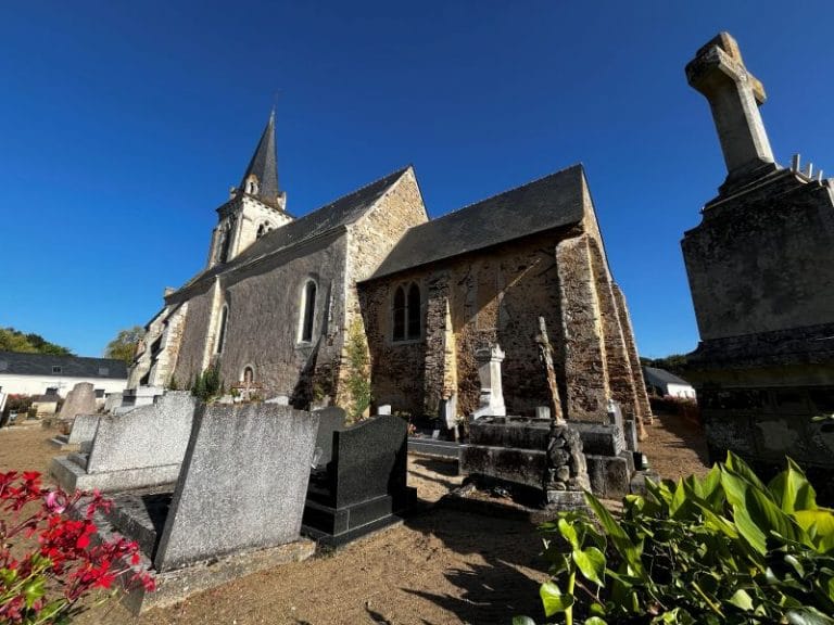 Église Saint-Martin de Bourg