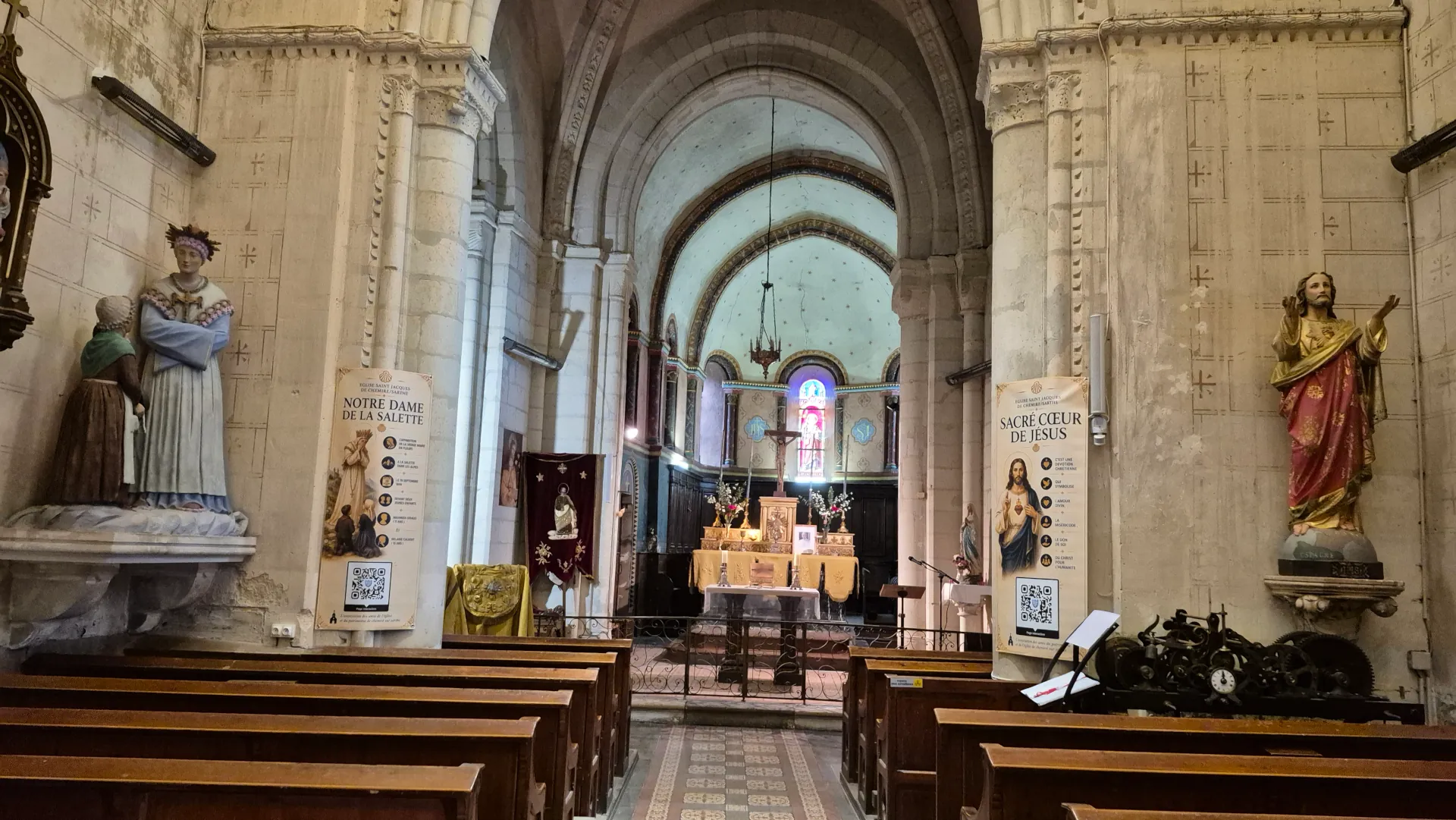 église chemiré bannières